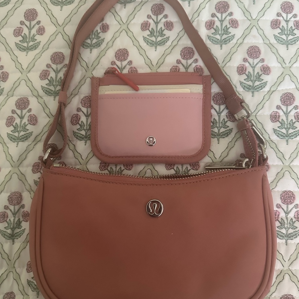 lululemon city essential mini